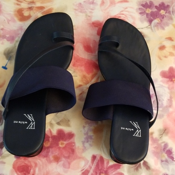 White Mountain Sandals - Picture 4 of 8